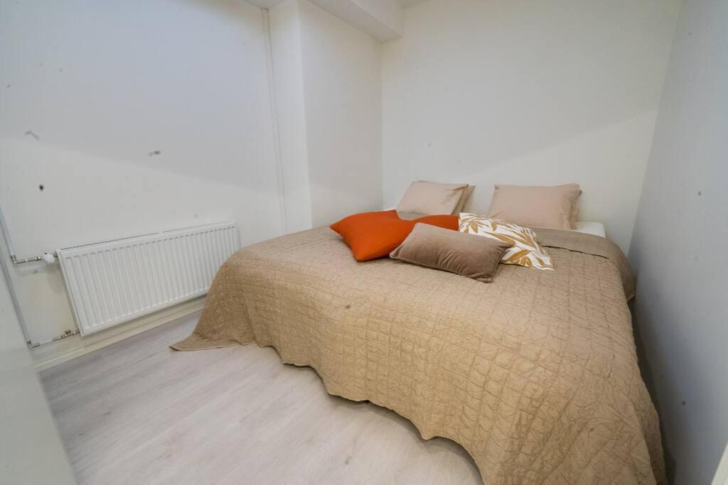 Apartamento 3H,K,P - Keskellae Tamperetta Kaunis Parvekkeellinen Uusittu Kolmio Exterior foto